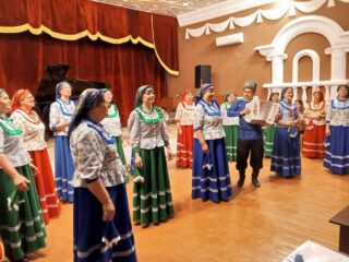 "Пой, казачий край"