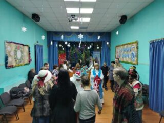 "Как Бабы Яги Новый год встречали".