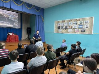 "Непокоренный Ленинград"