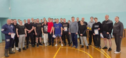 Соревнования по волейболу.